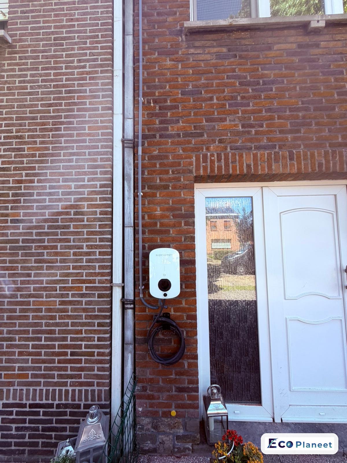 Laadpaal realisatie Eco Planeet
