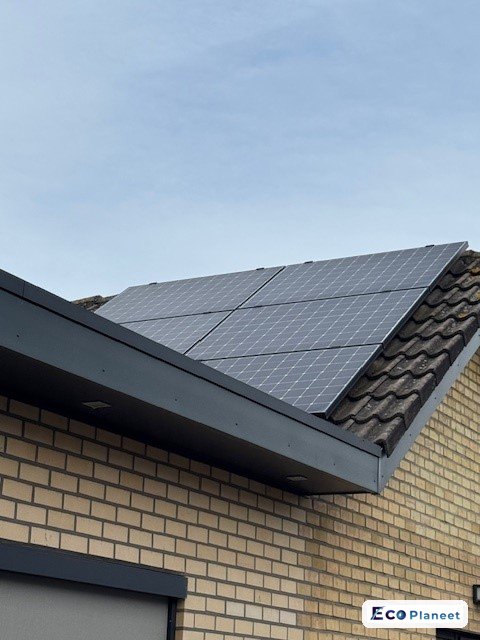 Zonnepanelen realisatie Eco Planeet