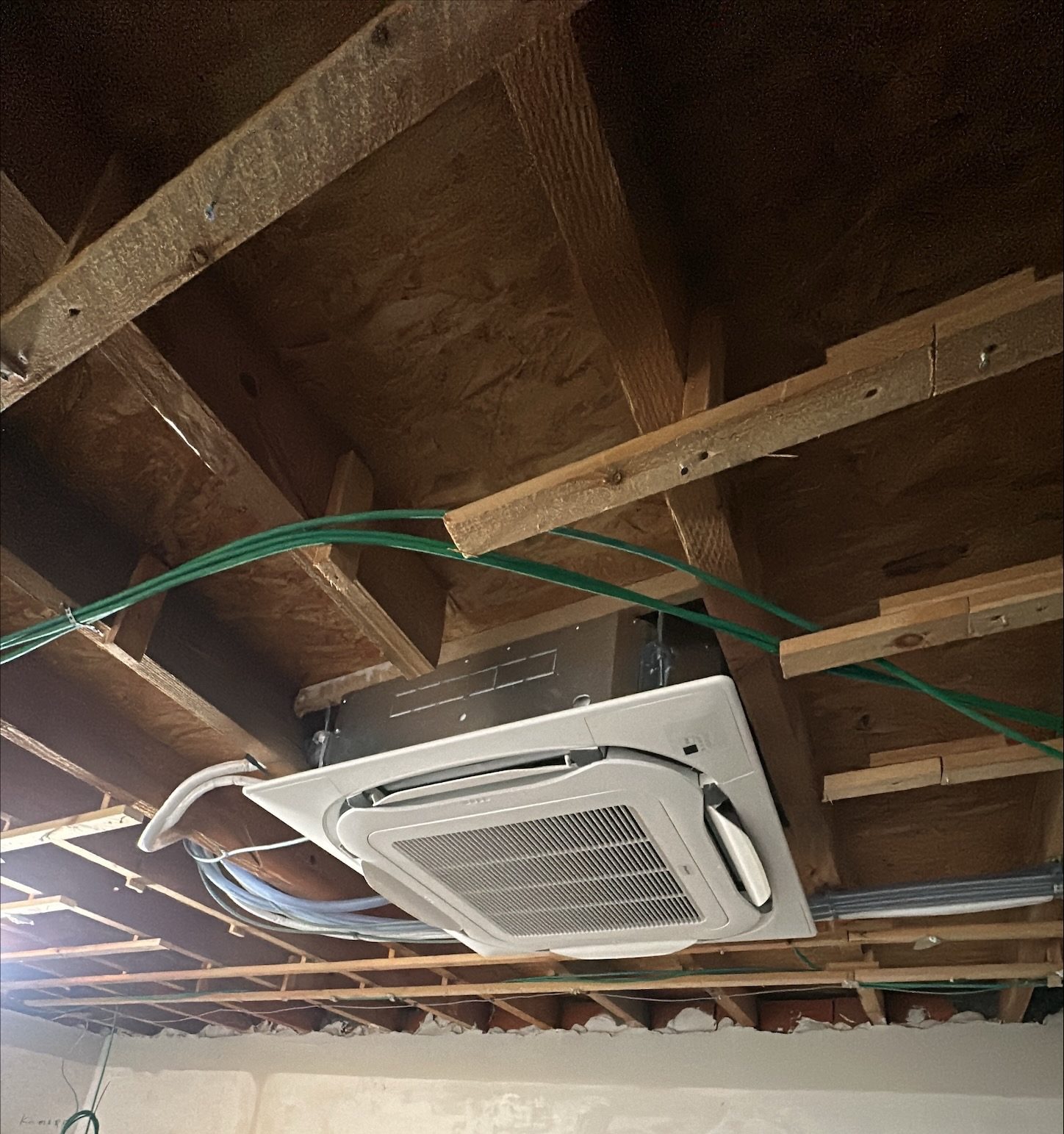Airco binnenunit realisatie Eco Planeet