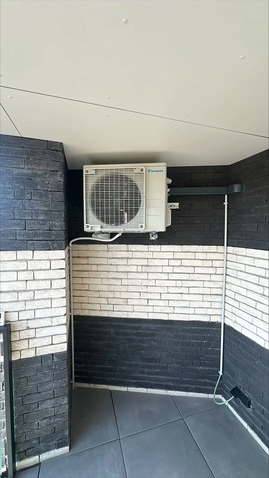 Airco buitenunit realisatie Eco Planeet