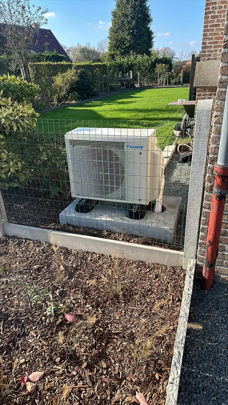 Airco buitenunit realisatie Eco Planeet
