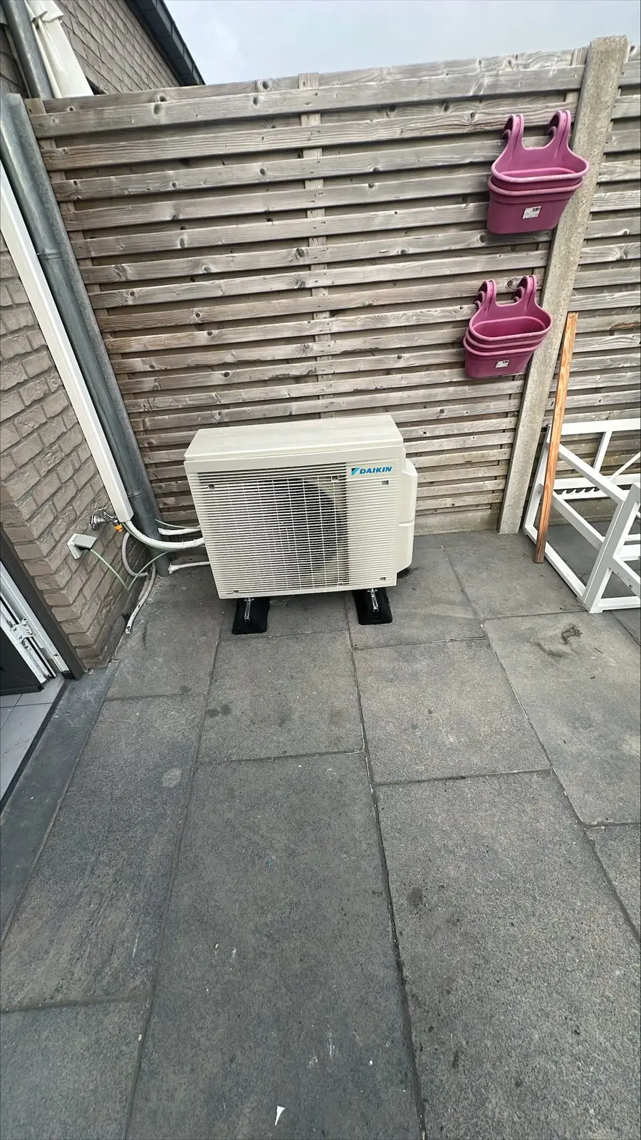 Airco buitenunit realisatie Eco Planeet