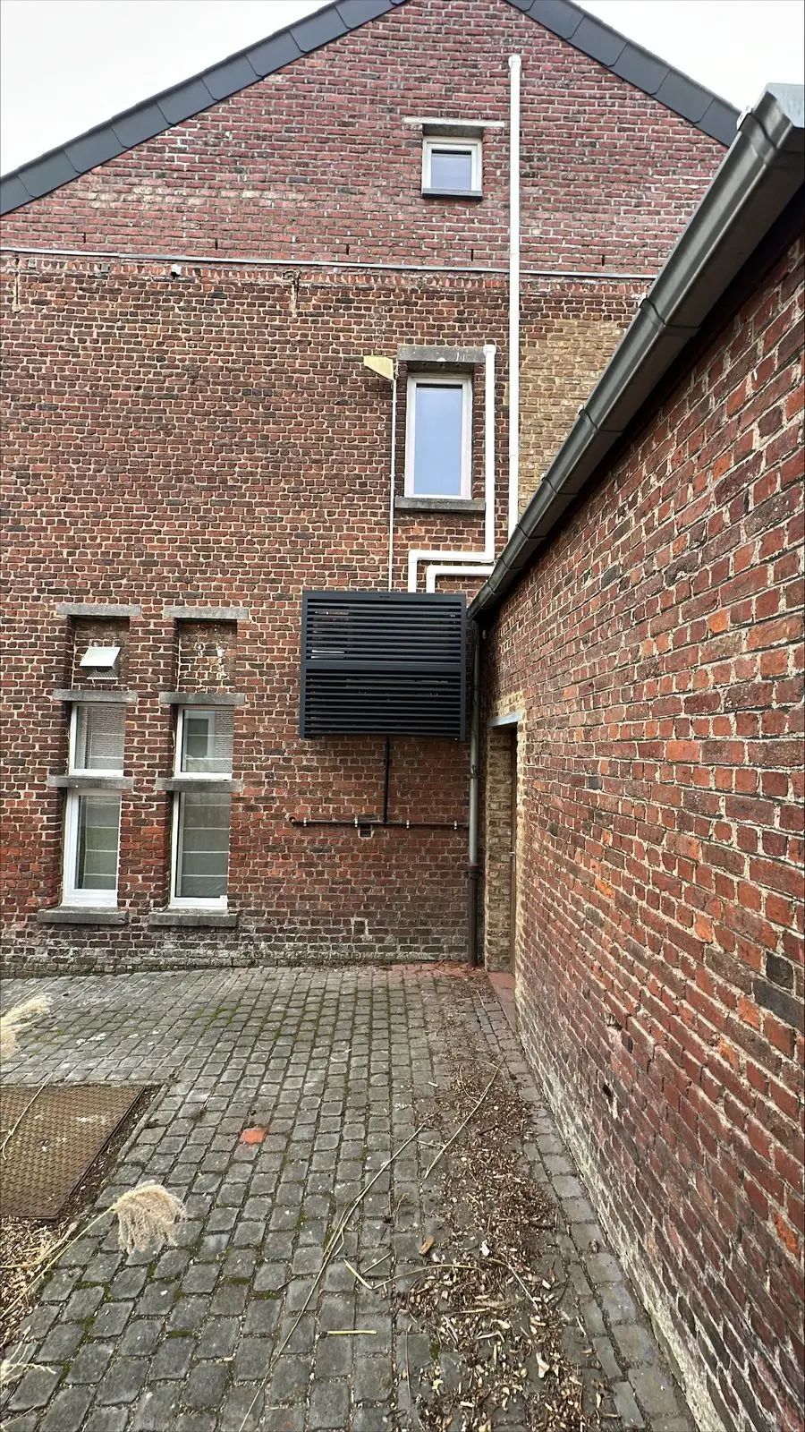 Airco buitenunit realisatie Eco Planeet