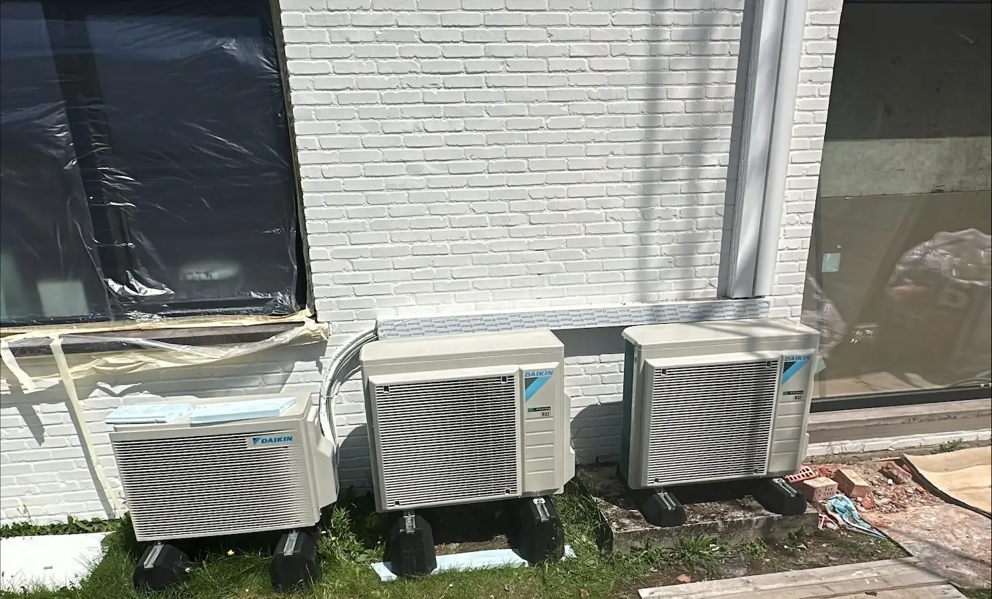 Airco buitenunit realisatie Eco Planeet