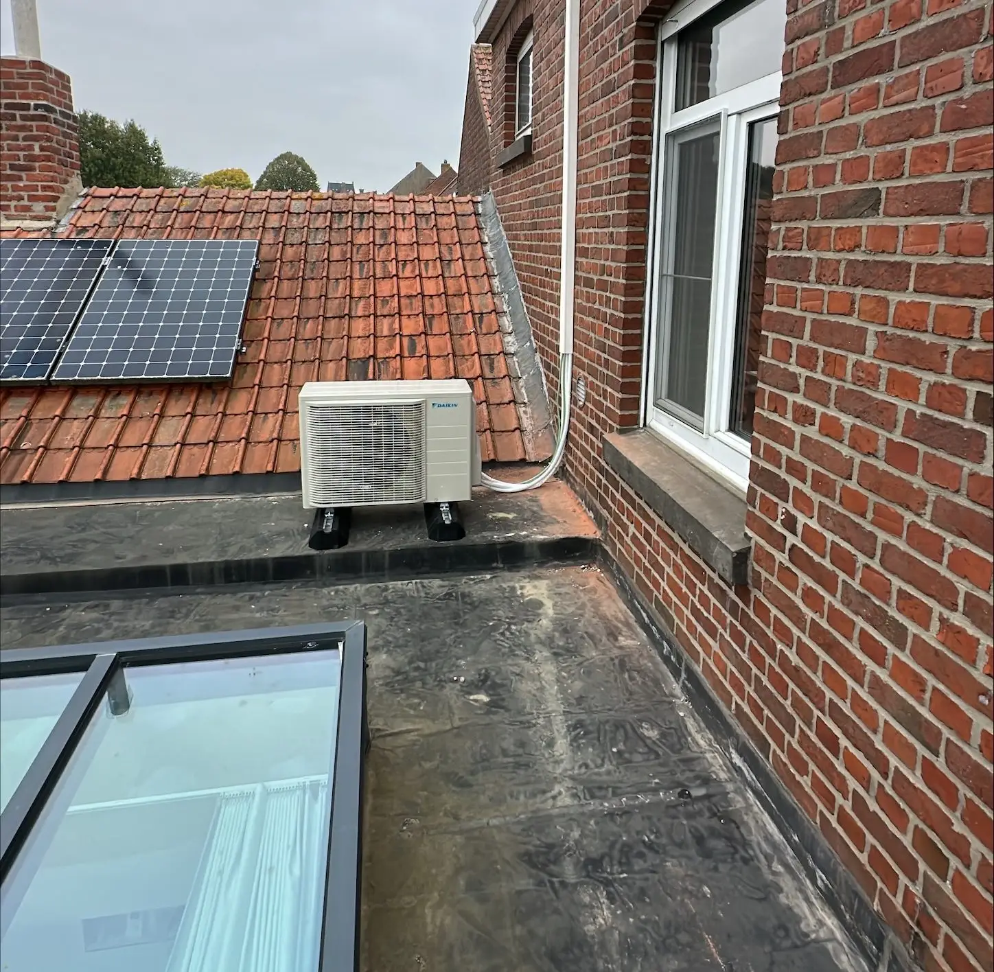 Airco buitenunit realisatie Eco Planeet