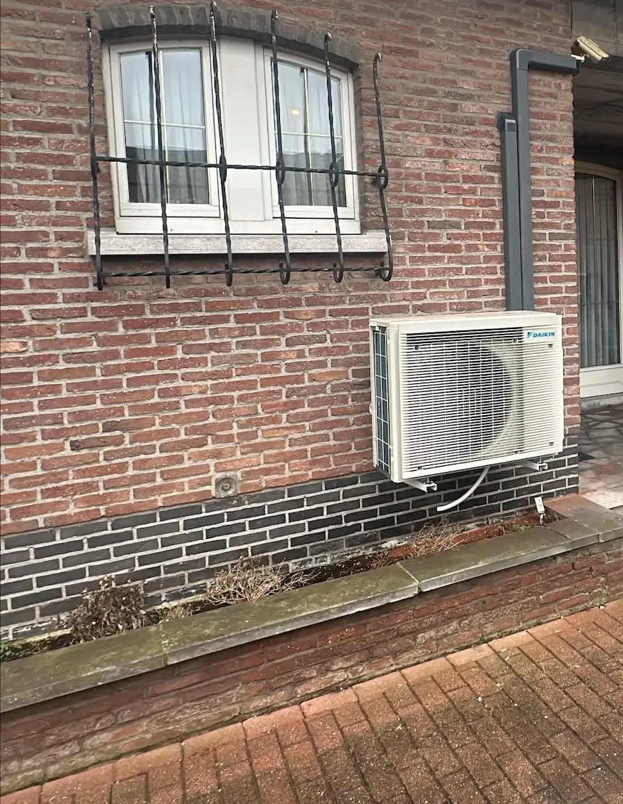 Airco buitenunit realisatie Eco Planeet