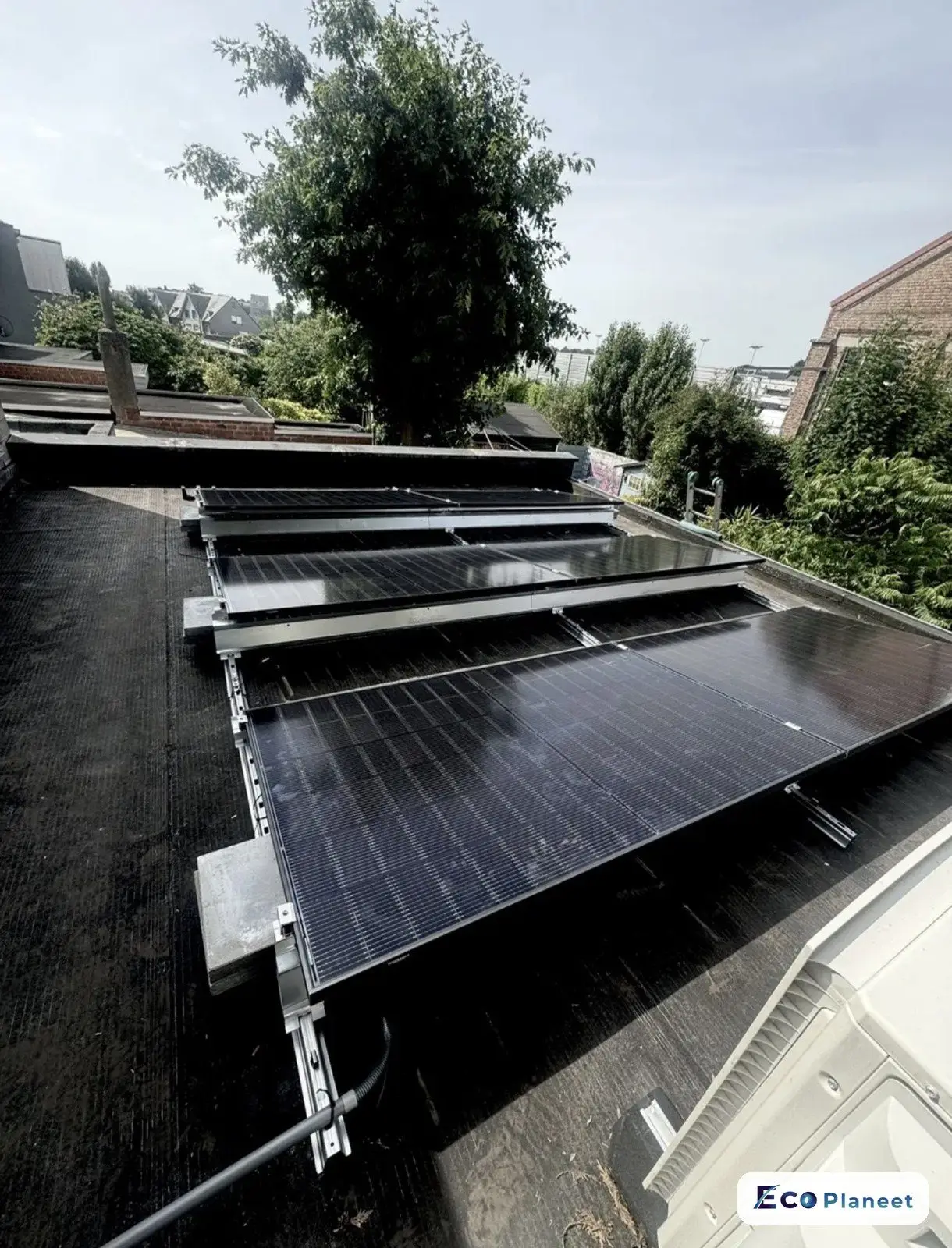 Zonnepanelen realisatie Eco Planeet