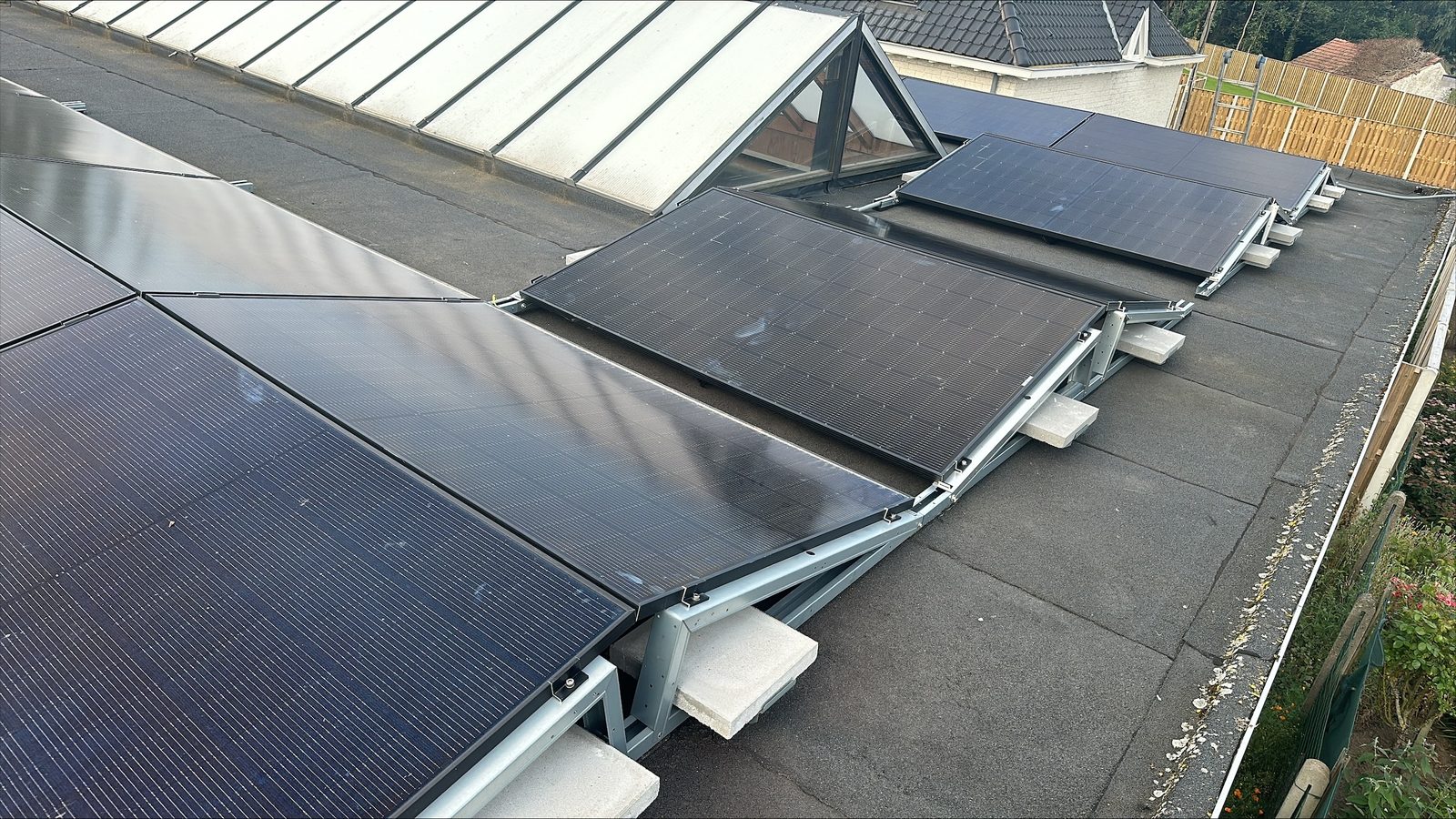 Zonnepanelen realisatie Eco Planeet