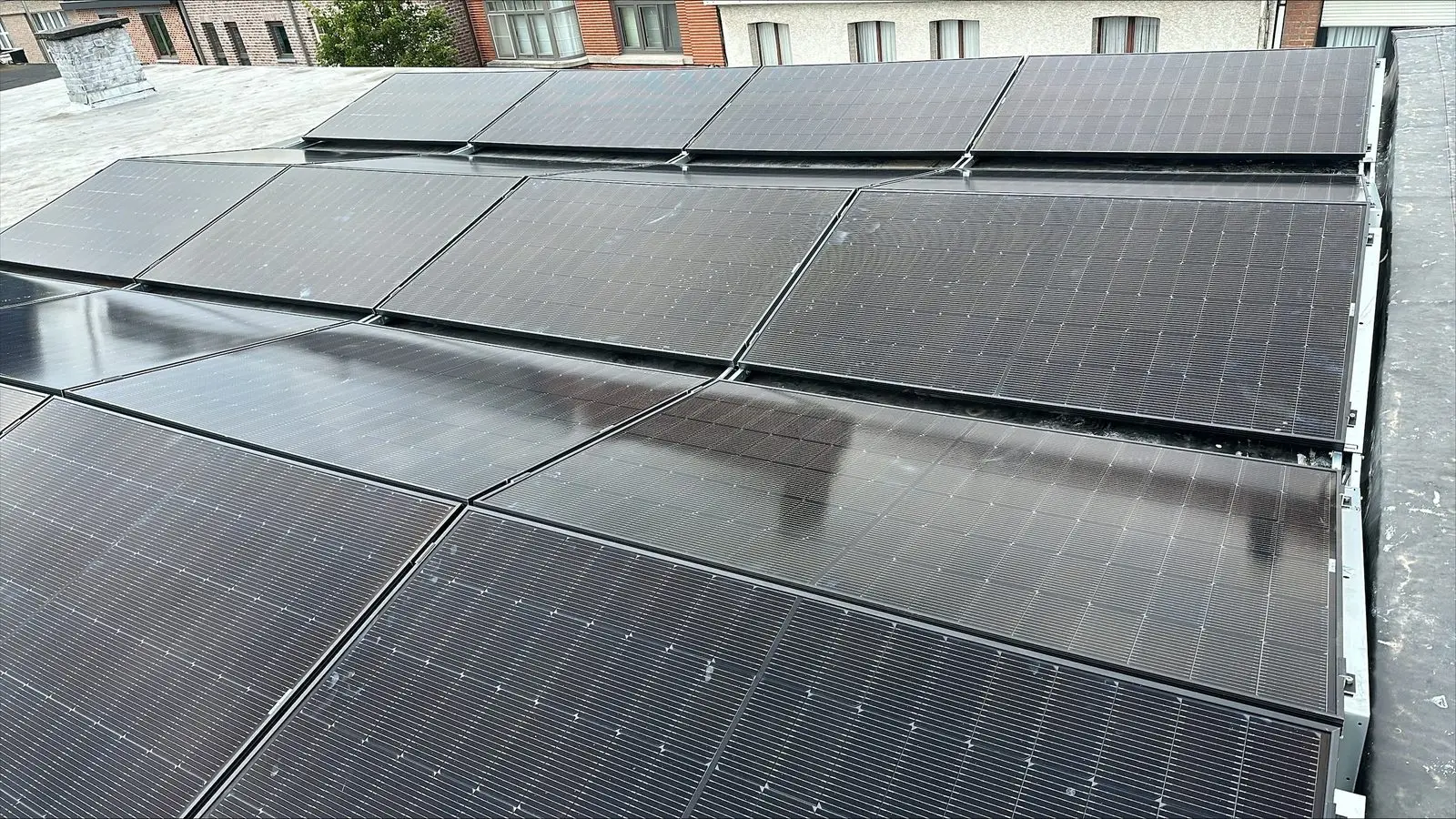Zonnepanelen realisatie Eco Planeet