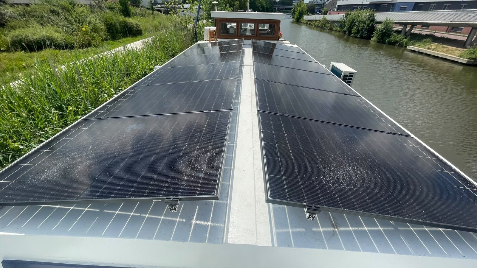 Zonnepanelen realisatie Eco Planeet