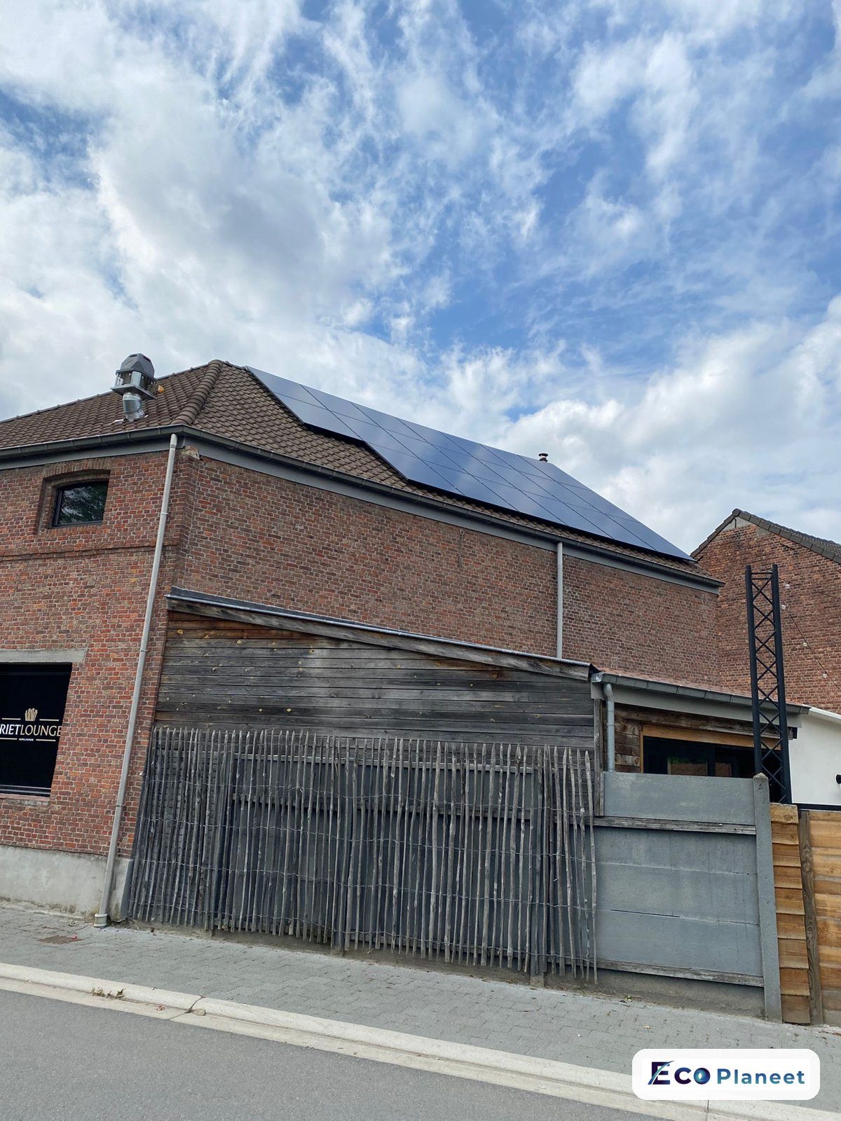 Zonnepanelen realisatie Eco Planeet